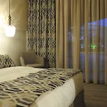 Nikos Ikies 4*