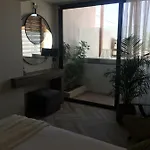 Nikos Ikies 4*
