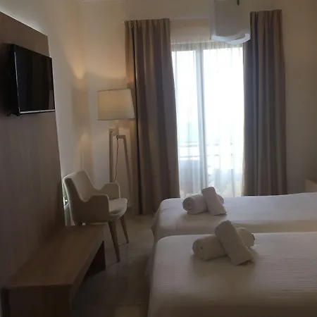 Pensionat Nikos Ikies 4*