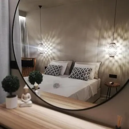 Nikos Ikies 4*