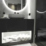 Nikos Ikies בית הארחה 4*
