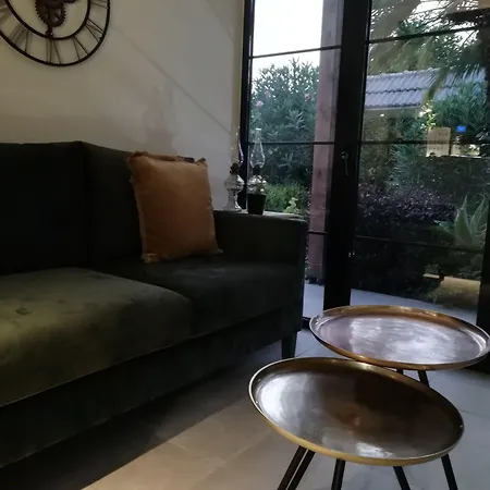 Nikos Ikies 4*