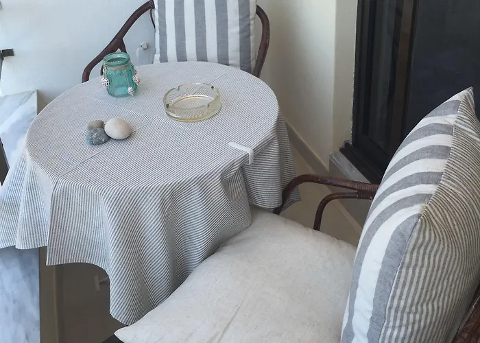 Nikos Ikies 4* Theológos