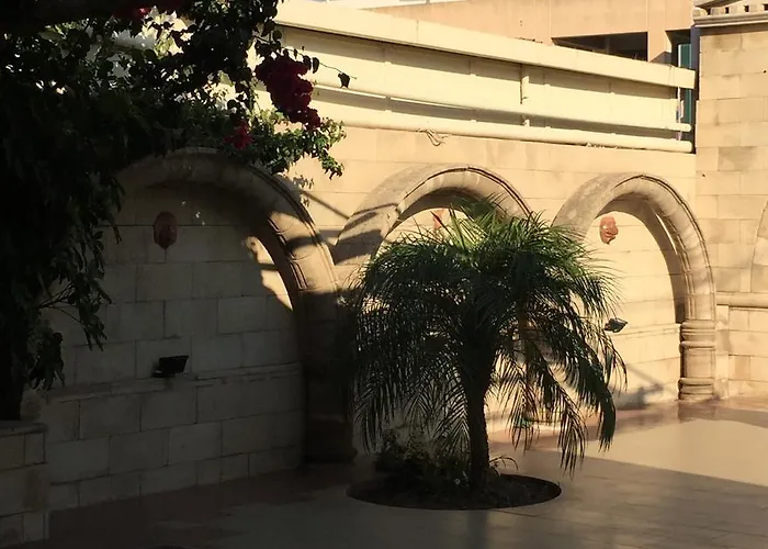 Pensiune Nikos Ikies 4*