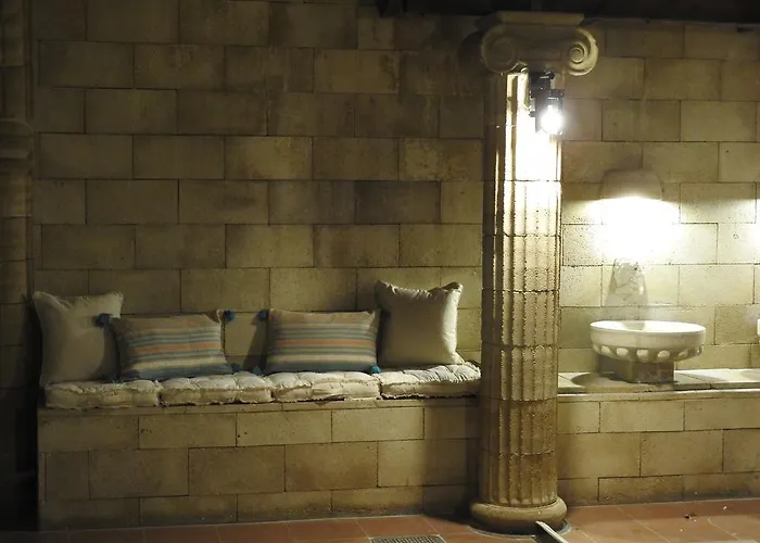 Nikos Ikies Pensiune Theológos