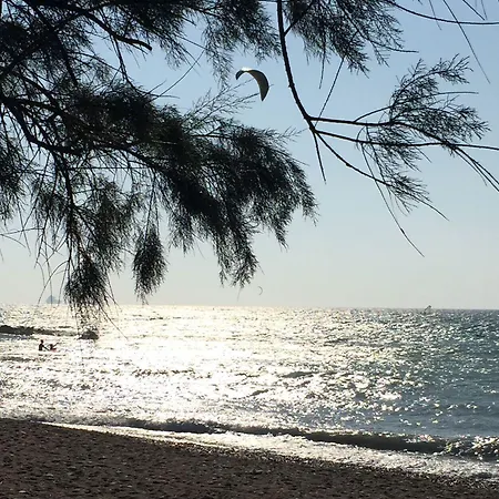 בית הארחה Nikos Ikies